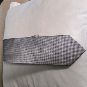 New 100% Silk Italian Made IMANI Uomo Gray Houndstooth Silk Tie, Handmade